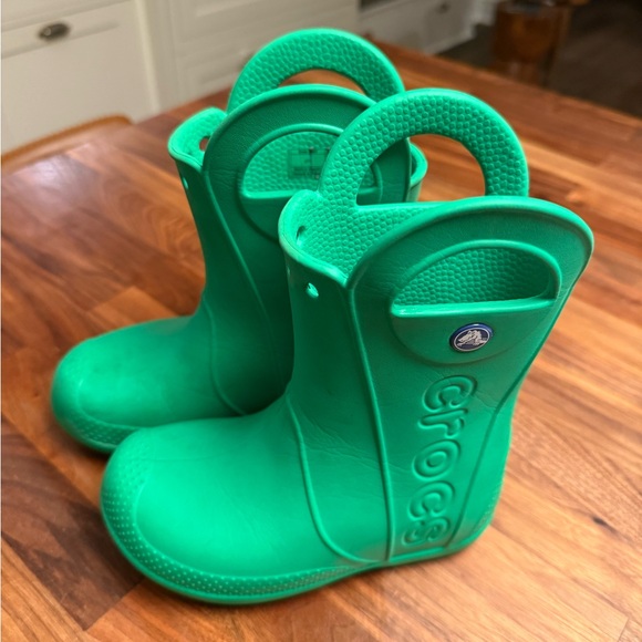 CROCS- Kids Handle It Rain Boots, size 11 - Picture 1 of 5